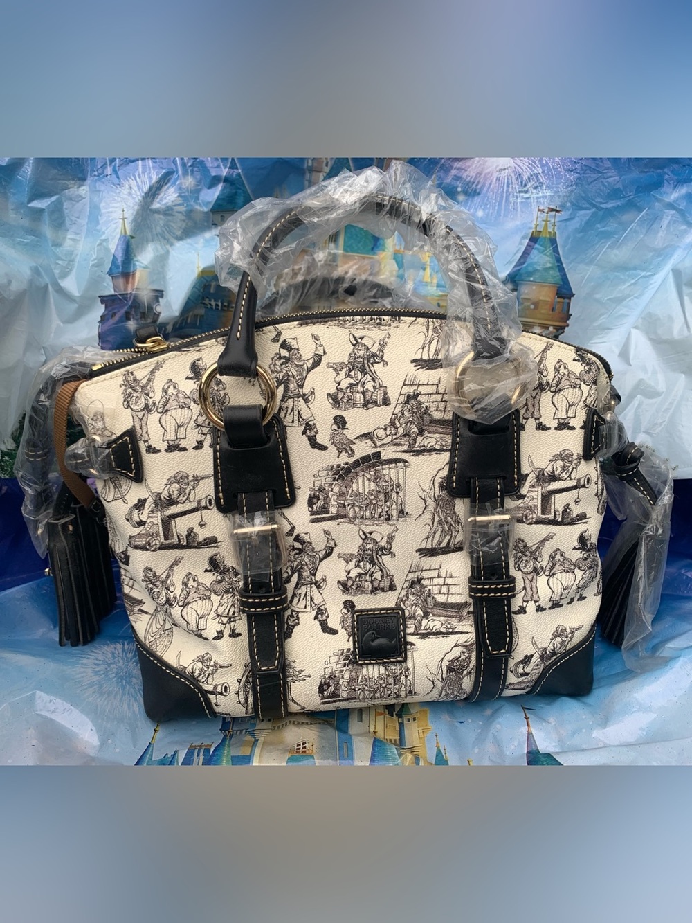 Disney Dooney & Bourke Disney Pirates Of The Caribbean Satchel Handbag Purse NEW